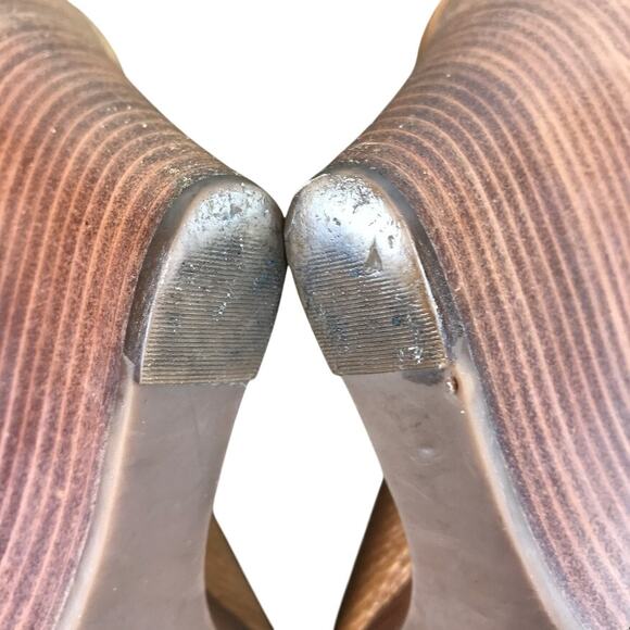 TORY BURCH Carnell Peep Toe Pebble Leather Wedge Pumps Sz 7M Brown Elegant Party - Picture 10 of 11